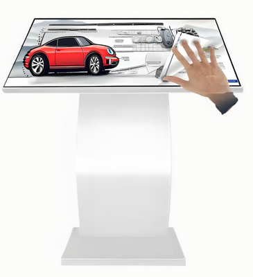 32 اینچ 2K Capacitive Touch Screen Display Digital Signage کیوسک طبقه ایستاده K شکل سیستم اندروید رنگ سفید برای تبلیغات