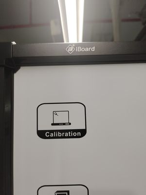 19 سال کارخانه عمده فروشی زاویه دید گسترده رطوبت ذخیره سازی IWB تابلو سفید تعاملی اثر نمایش برجسته تابلو سفید الکترونیکی تعاملی ده نقطه لمس فناوری مادون قرمز IR