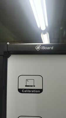درس‌های تعاملی IBoard با ویژگی تعاملی یک تخته سفید در سالن‌های کنفرانس