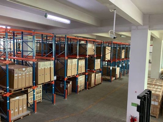 High Quality Realtime monitoring Digital Advertising Display utilizing social media datasources for real-time content updates and audience targeting