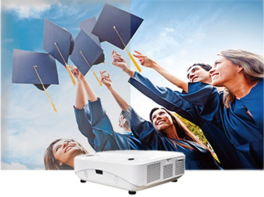 iBoard ارزان DLP لیزر پروژکتور قابل حمل 4K Whiteboard Ultra Short Throw پروژکتور برای کلاس درس بوردهای آموزشی مدرسه