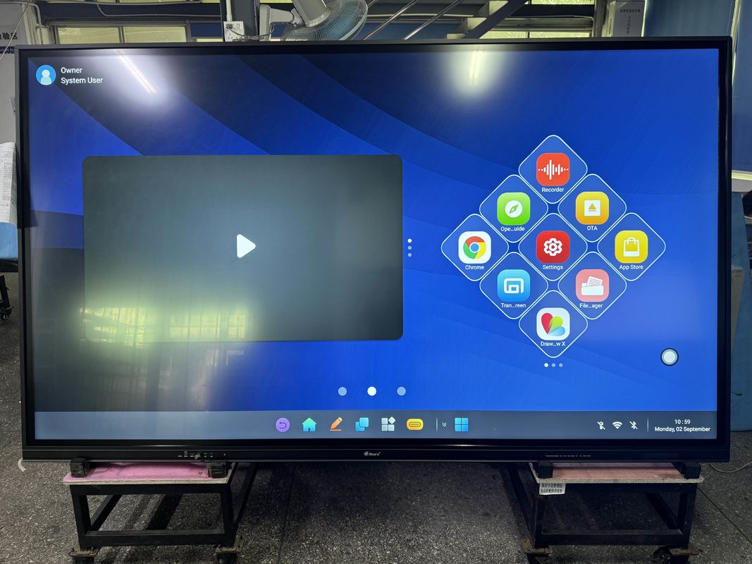 تابلو قرمز تعاملی کد QR اشتراک گذاری Muilt Touch 50 Touch Point طراحی مدرن صفحه نمایش تخت تعاملی