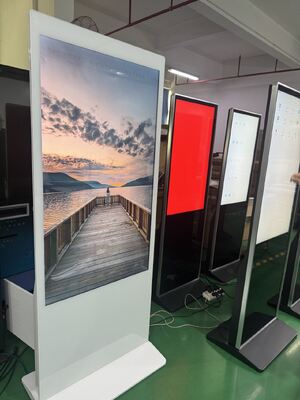 نظارت و تجزیه و تحلیل کمپین های تبلیغات دیجیتال مانیتور تبلیغات دیجیتال با ردیابی واقعی و نصب پایه دیواری یا زمینی